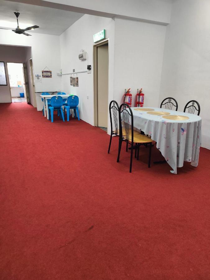 World Kids Fantasy Hotel Lumut Exterior foto